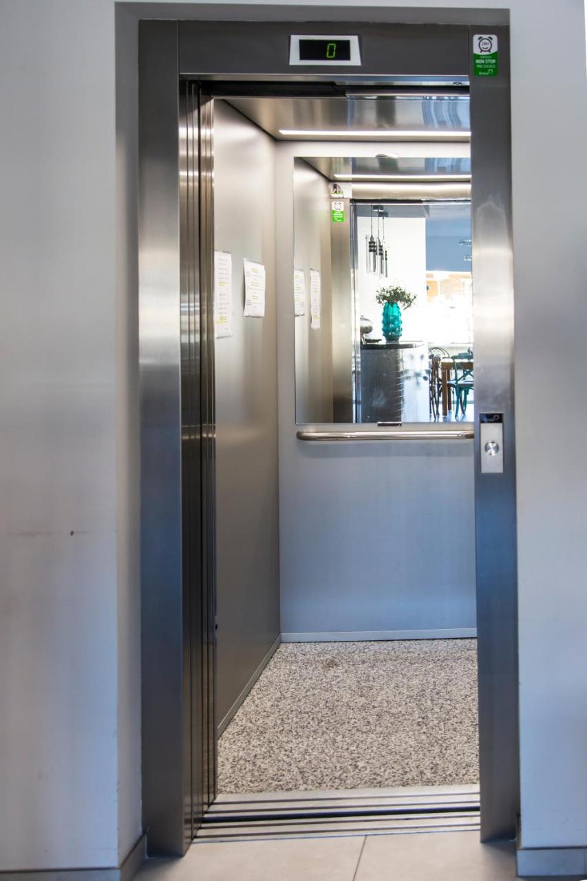 Apartamentos Sofia ベニドルム エクステリア 写真
