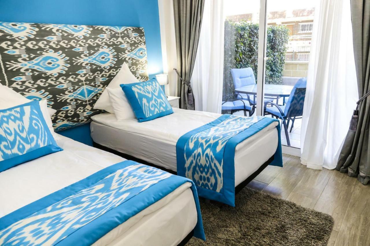 Apartamentos Sofia ベニドルム エクステリア 写真